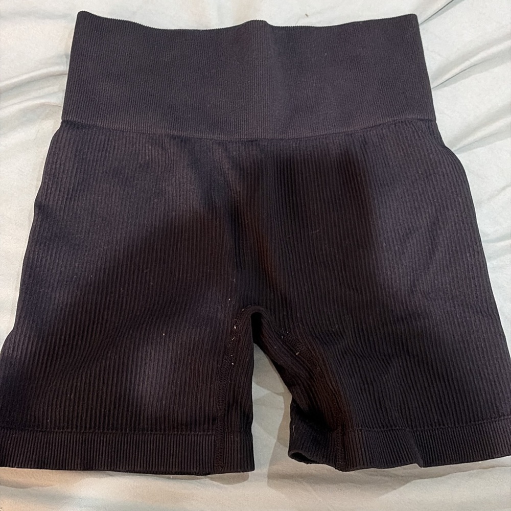 Lululemon biker shorts